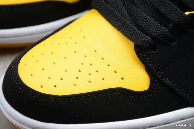 Jordan Retro Mid 1 (2017)  Love New 554724-035 0216